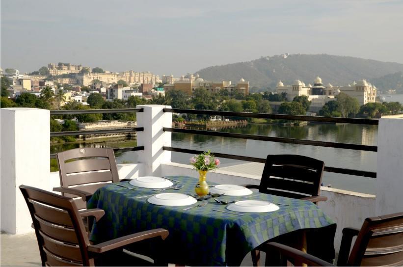 Hotel Sargam Sadan Udaipur Exterior photo